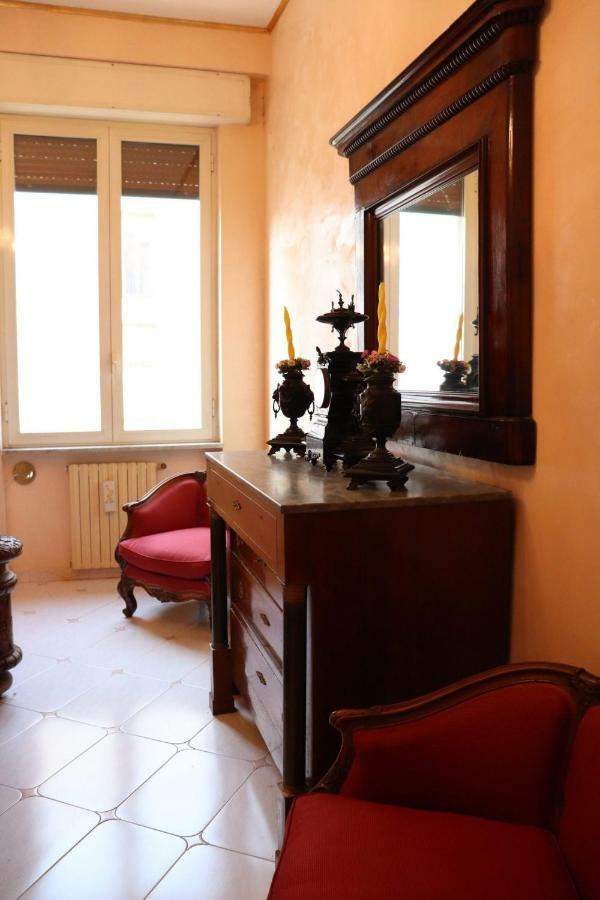 B&B Goldmund Nápoles Exterior foto